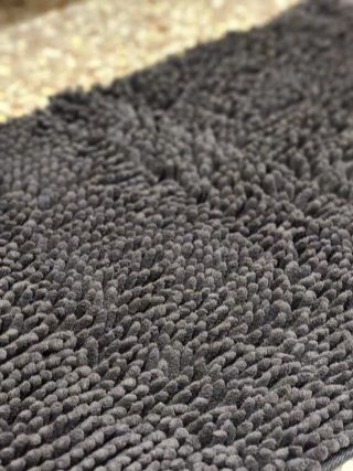 [AAA236.0] ALFOMBRA BAÑO SHAGGY - NEGRA - eCommerce 2