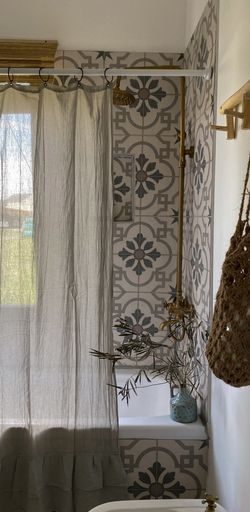 [AAA071.0] CORTINA DE BAÑO OLIVIA GRIS PERLA - eCommerce 6