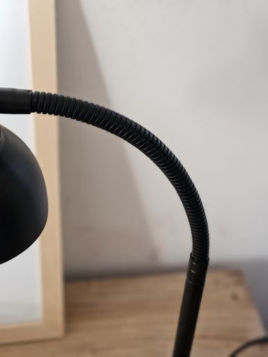 [AAE102.1] LAMPARA DE ESCRITORIO CON FLEX NEGRO - eCommerce 3