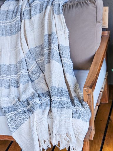 [AAE601.0] MANTA FLOR 140X180 Gris y Natural - eCommerce 2