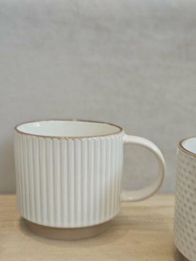 [AAF553.2] MUG BLANCO CON DORADO 350 ML Puntitos - eCommerce 5