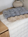 [AAG395.BLANCO] ALFOMBRA PELUCHITO CON RELIEVE 60X90 CM BLANCO - eCommerce 7