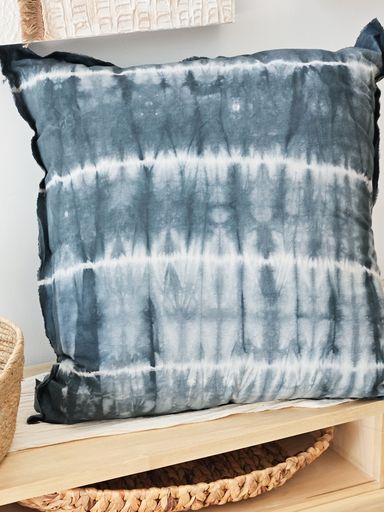 [AAB907.0] ALMOHADON BATIK 60X60 - eCommerce 4