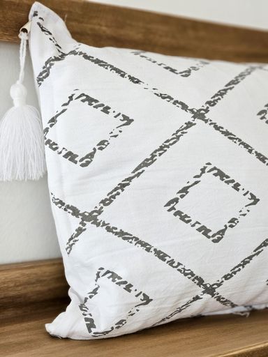 [AAA570.0] ALMOHADON ROMBO 35X50 Blanco estampa Gris - eCommerce 5