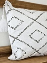 [AAA570.0] ALMOHADON ROMBO 35X50 Blanco estampa Gris - eCommerce 5