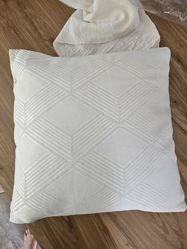 [AAH441] Almohadon Con Relleno Cross - eCommerce 3