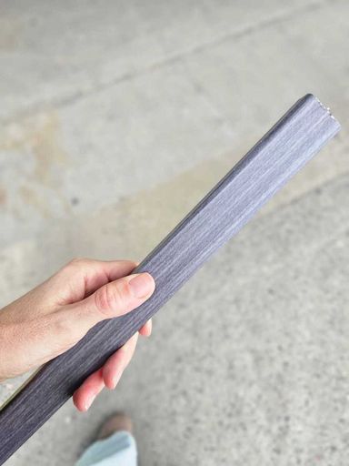 [AAI481] Accesorio Cierre Superior varillado PVC madera oscuro - eCommerce 4
