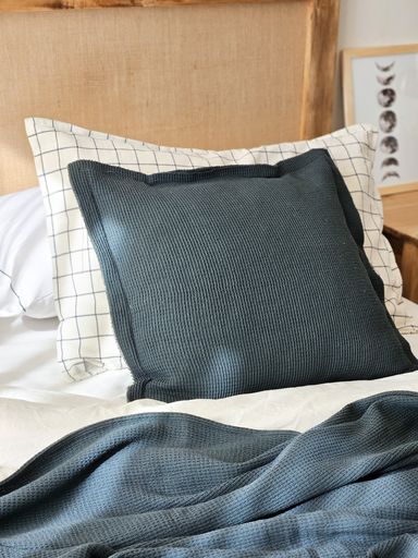 FUNDA DE ALMOHADON WAFFLE 50X50 - GRIS GRAFITO