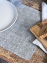 INDIVIDUAL RECTANGULAR SIMIL CUERO GRIS CLARO 45X30 CM