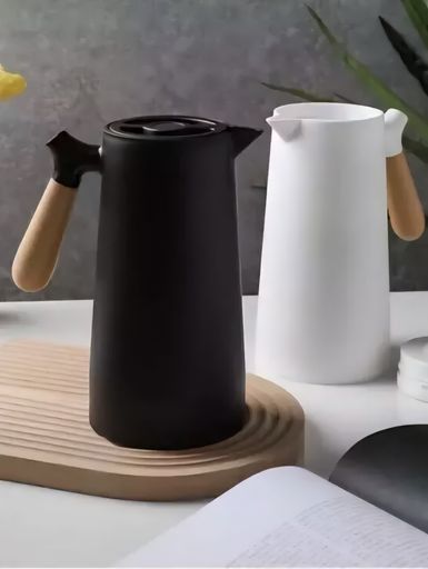 JARRA TERMICA CON ASA DE MADERA 1LT - NEGRA