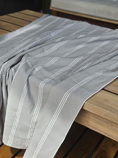 MANTEL GRIS TRIPLE RAYA BLANCA 200X150