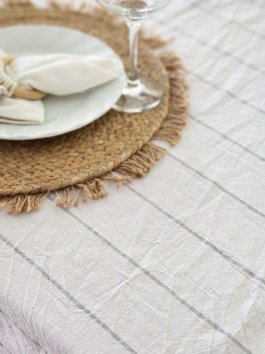 MANTEL OFF WHITE C/RAYA GRIS 250X150