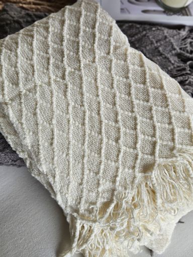 Manta lisa trama rombo chico blanca 130x170 cm