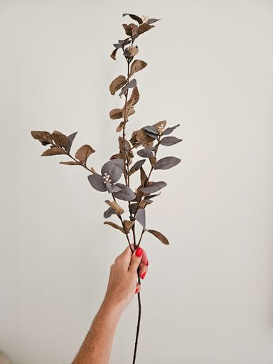 RAMA HOJAS OSCURAS 90CM