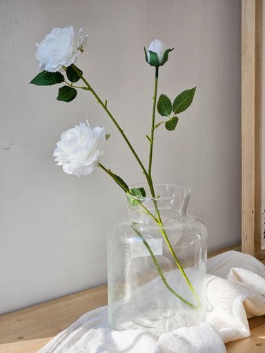 RAMO 3 ROSAS BLANCAS 65CM