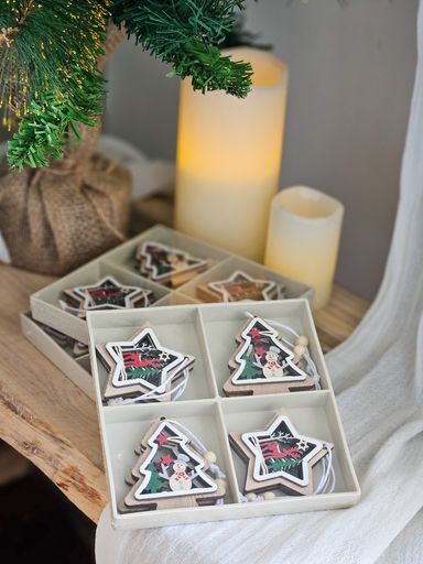 [AAH332] Set x8 Adornos navideños en Cajita