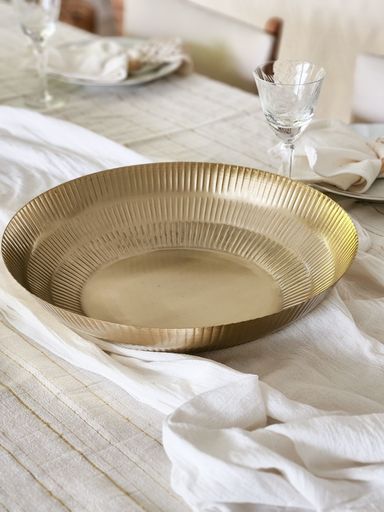 bowl metalico tallado Dorado