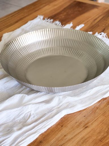 bowl metalico tallado Plateado