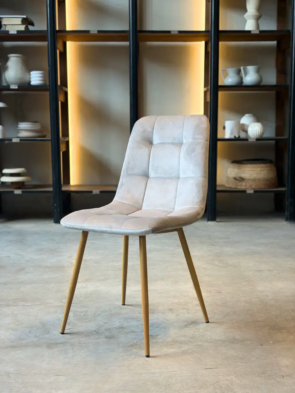 Silla Malta Gris Claro Pana Base Natural
