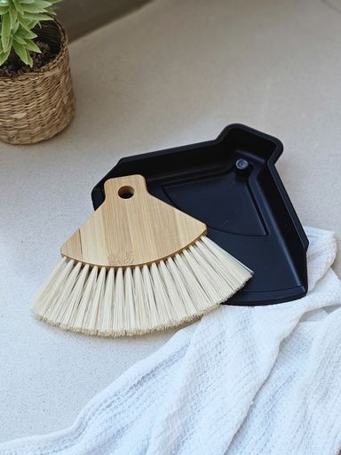 Palita y Cepillo de Bambu de mano