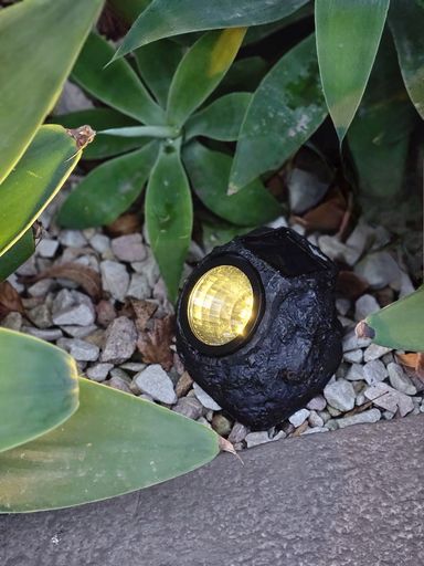 Lampara Solar simil Piedra