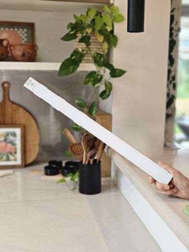 Luz automatica con sensor de mov usb 60cm