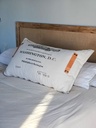 ALMOHADON CON MANIJAS DE CUERO 100X60 CRUDO