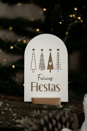 ATRIL CON DESEOS FELICES FIESTAS